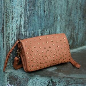 Day & Mood DayStar Multi Pocket Crossbody Tan